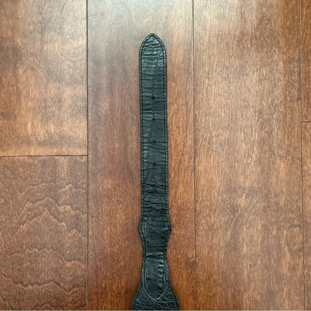 A Different Dialogue Women’s Black Leather Belt, Croc Embossed Made in England
